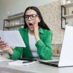 Bagaimana Cara Menghubungi CS KrediOne